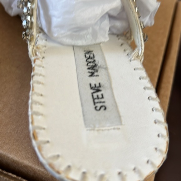 Steve Madden Women’s Rhinestone Thong Slip in Sandals Sz 7 1/2 - Picture 14 of 15